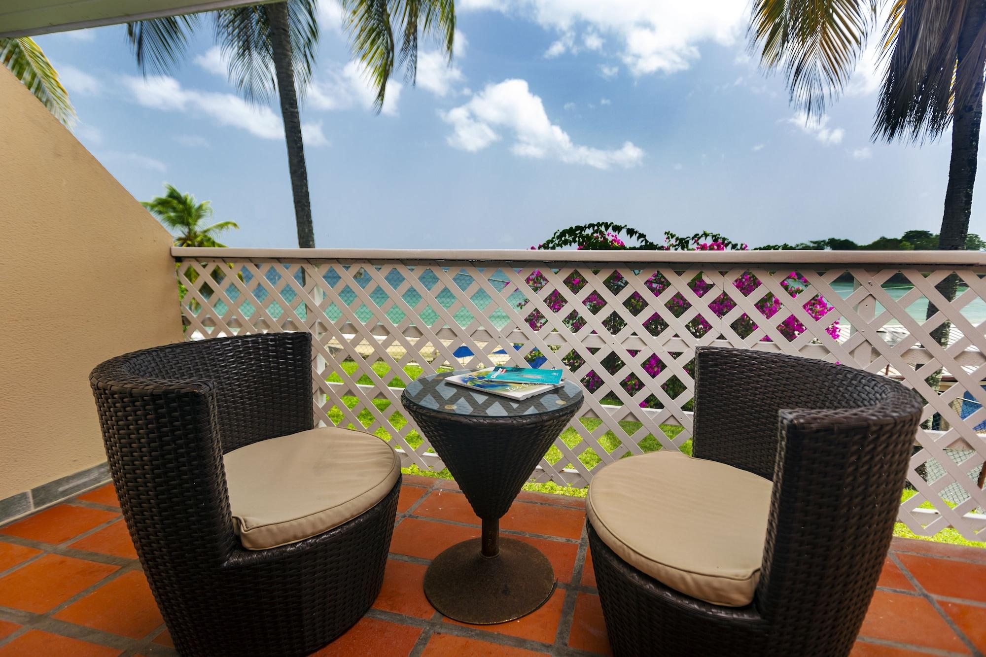 Grafton Beach Resort Black Rock Екстериор снимка