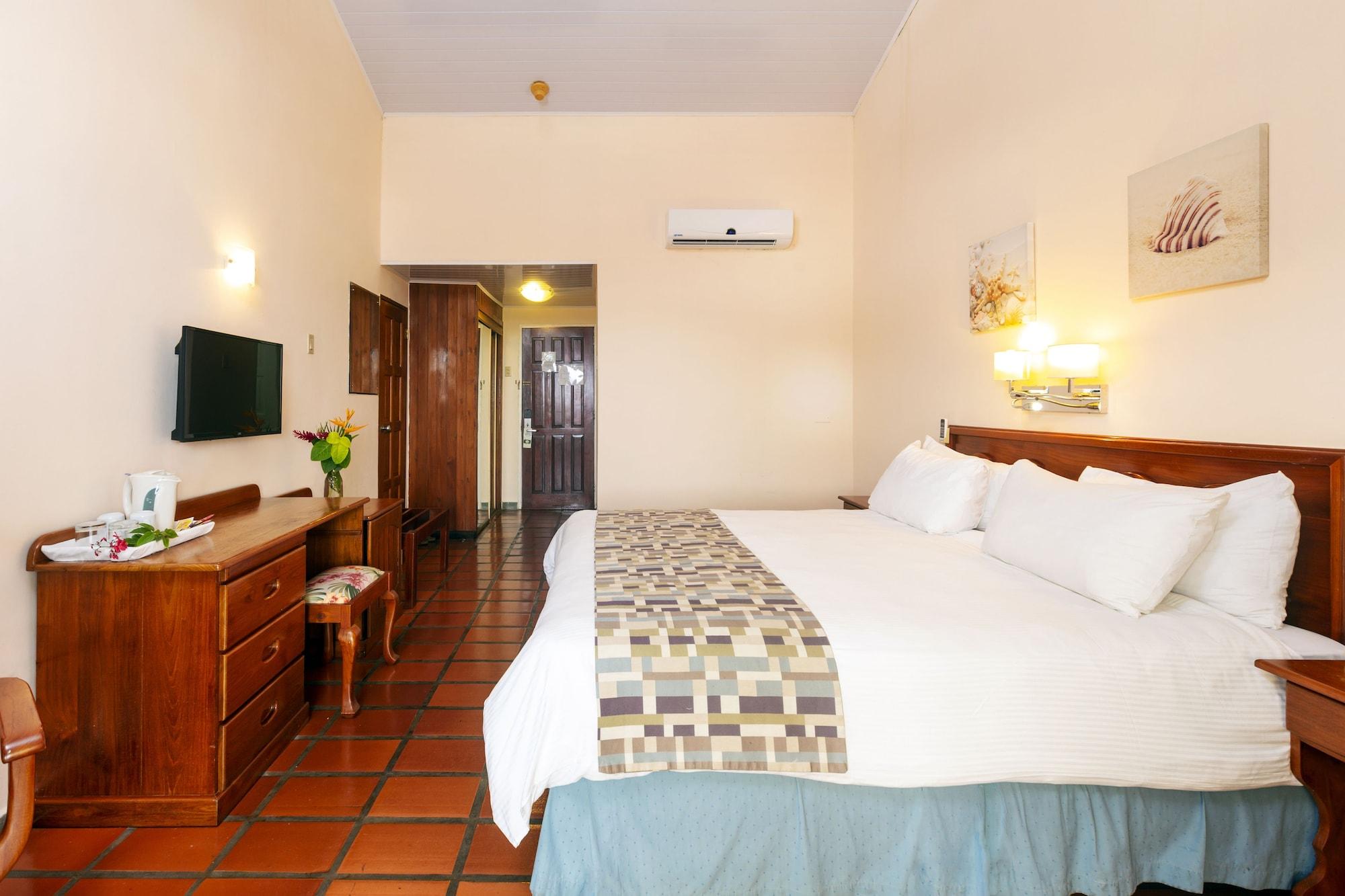 Grafton Beach Resort Black Rock Екстериор снимка