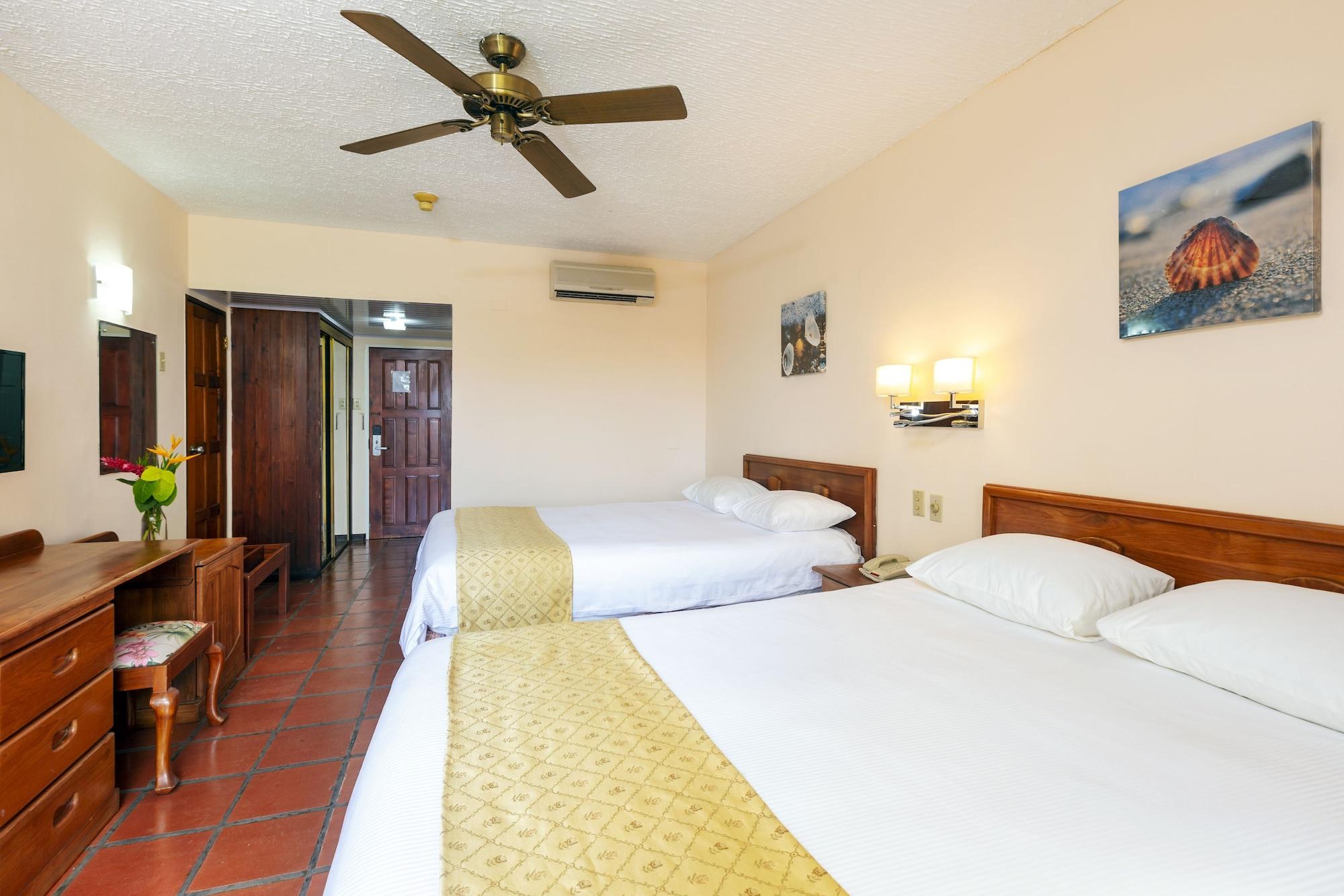 Grafton Beach Resort Black Rock Екстериор снимка