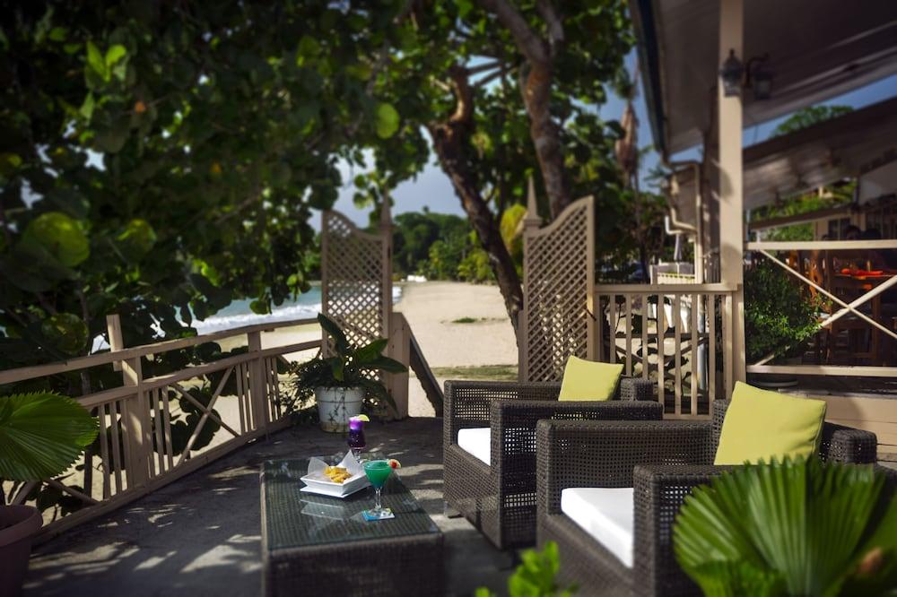 Grafton Beach Resort Black Rock Екстериор снимка