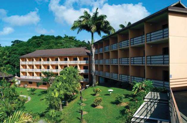 Grafton Beach Resort Black Rock Екстериор снимка