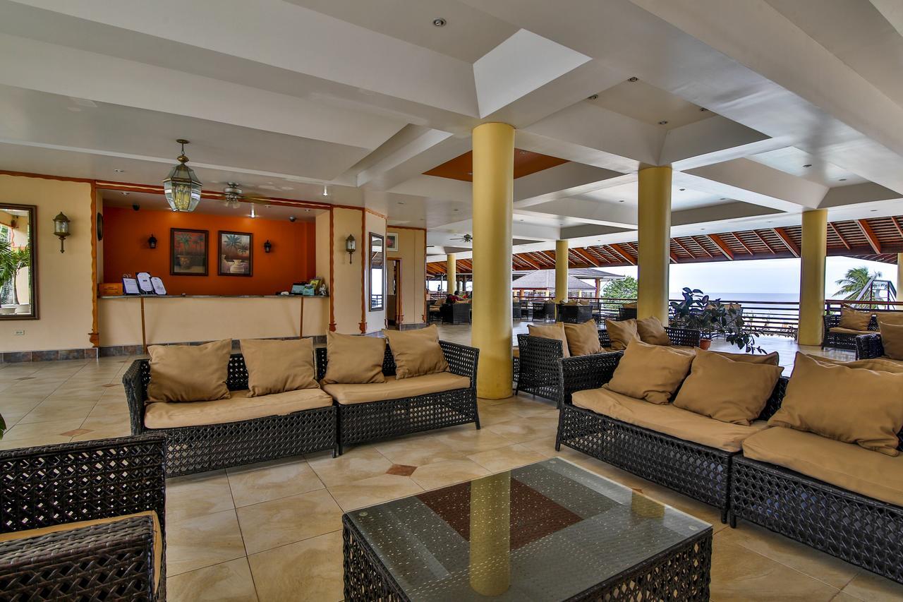 Grafton Beach Resort Black Rock Екстериор снимка