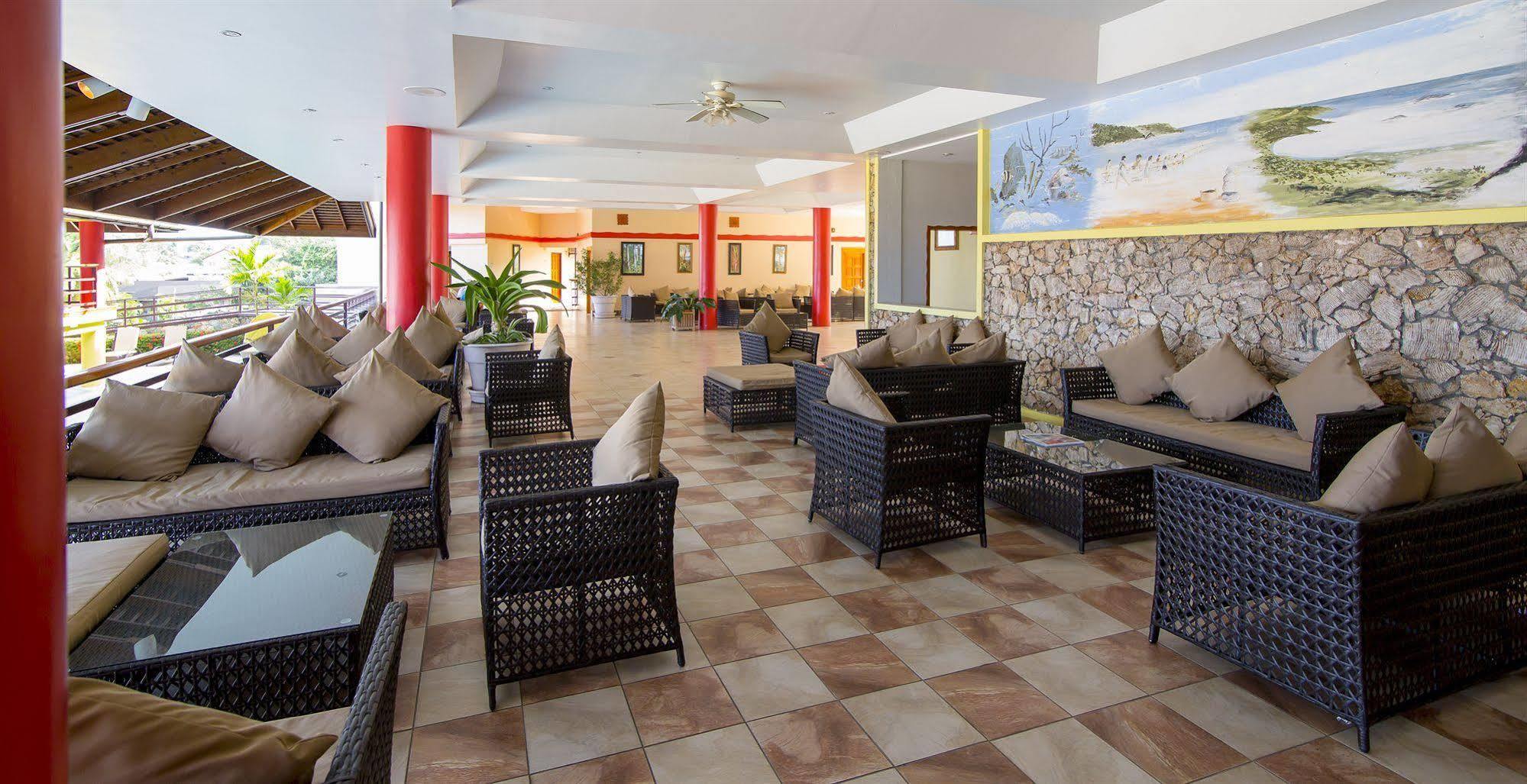 Grafton Beach Resort Black Rock Екстериор снимка