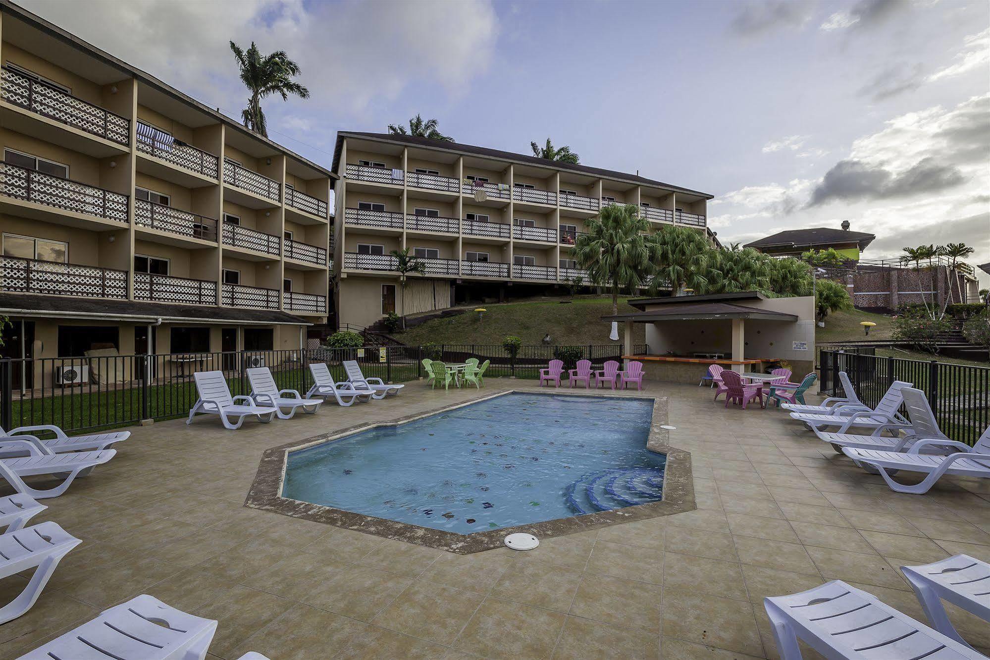 Grafton Beach Resort Black Rock Екстериор снимка
